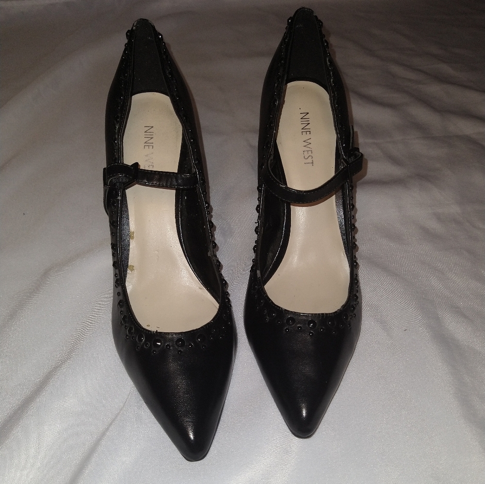 Black Nine West Heels/Size 10/ Dress Clothes/Black High Heels